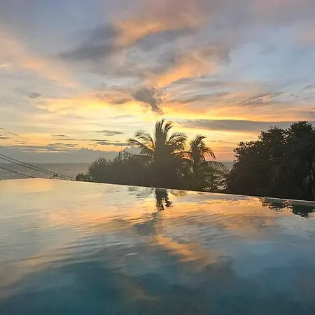 Villa Banico Sunset Island